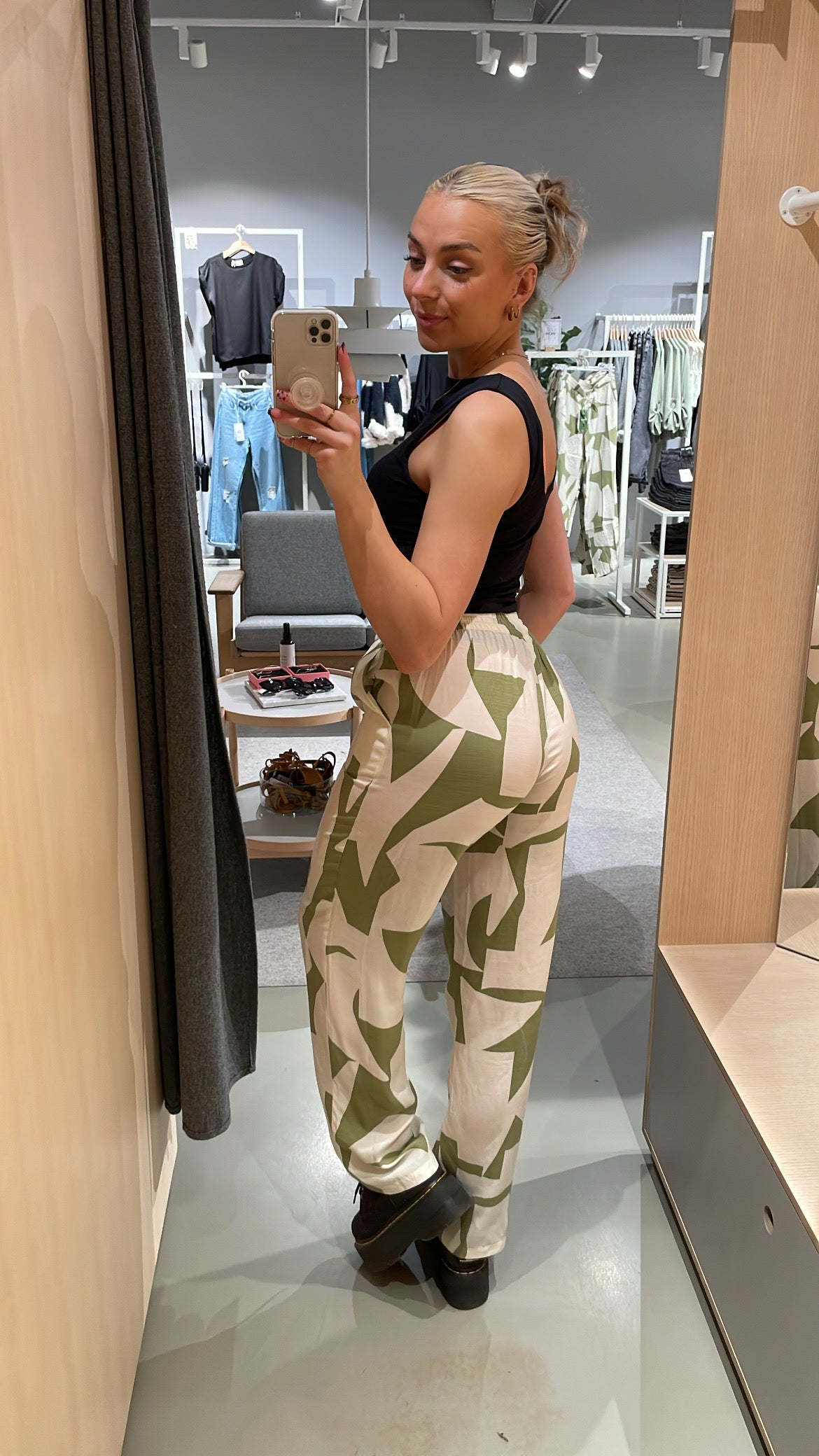 VIJOYCO Trousers - Sage